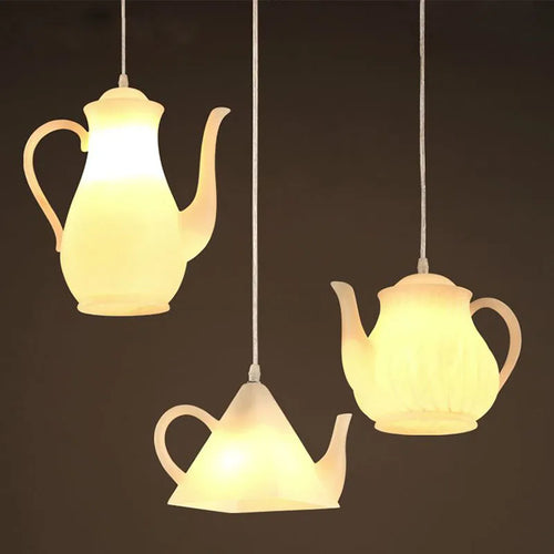 Suspension en résine avec tasse de thé et théière