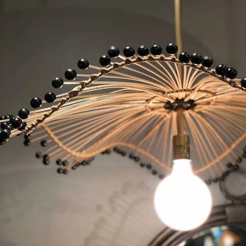Suspension design en rotin style chinois apaisant