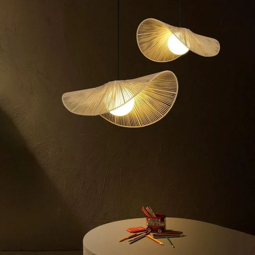 suspension en rotin pour décoration intérieure élégante