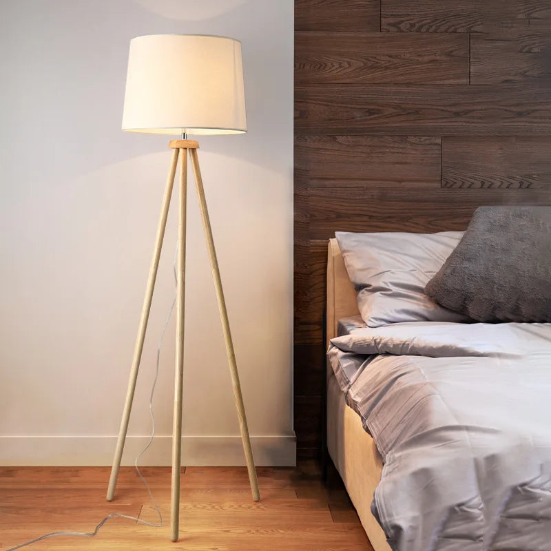 Nordique bois art bois massif lampadaire tissu art abat-jour salon chambre chevet décoration de la maison moderne lampadaire LED