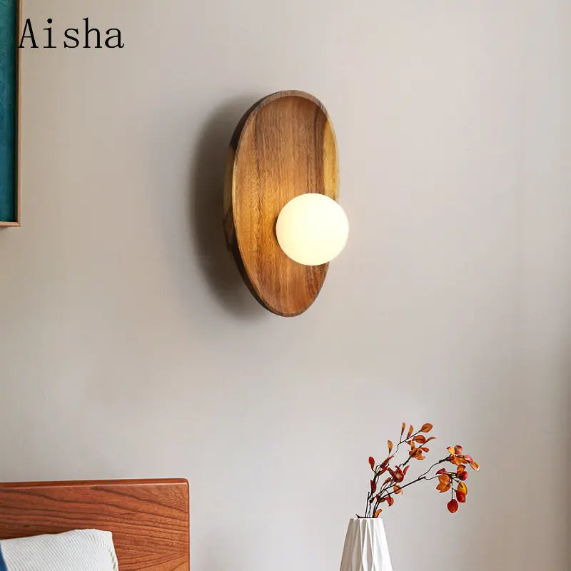 Applique murale LED en bois de noyer