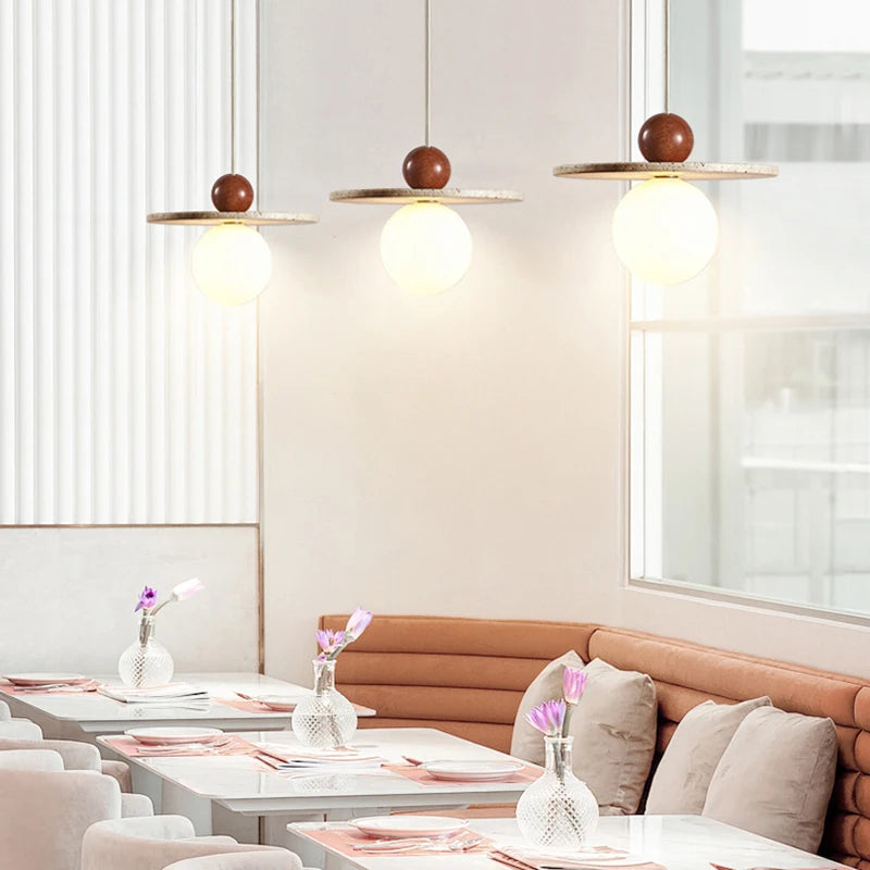 lustre rond en pierre et bois avec cordon réglable pour