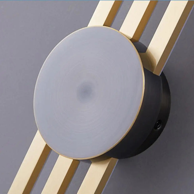 applique murale minimaliste en laiton led atmosphère