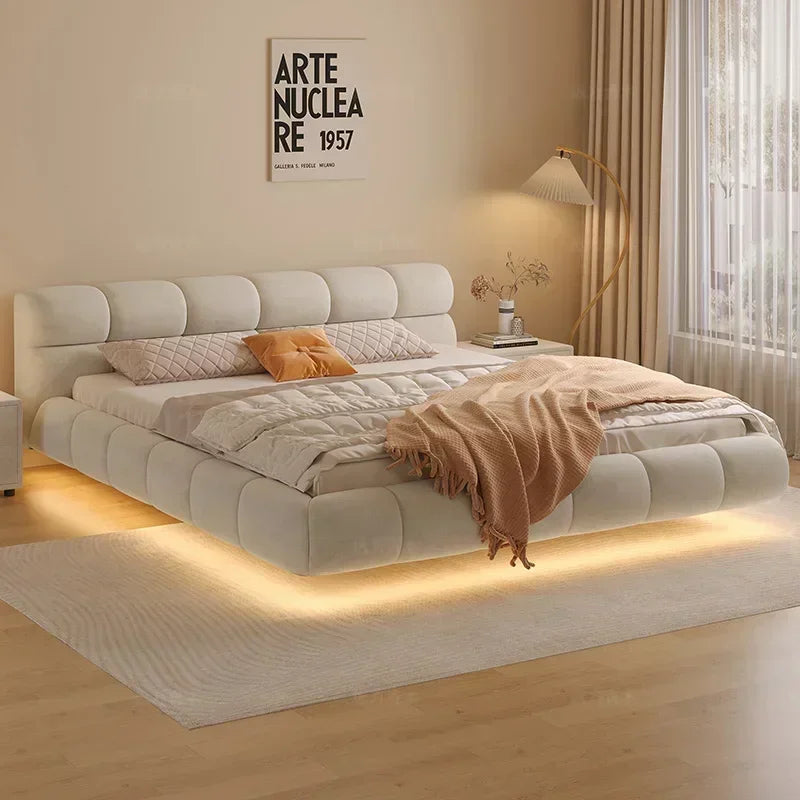 lit queen moderne luxe en bois léger pour couple