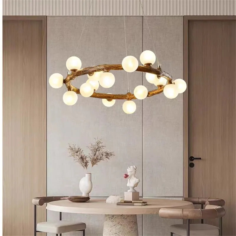 lustre nordique en bois avec anneau de personnalité et verre laiteux