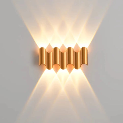 Applique murale extérieures imperméables modernes simples en aluminium lumière extérieure applique intérieure noir or fond applique murale luminaire