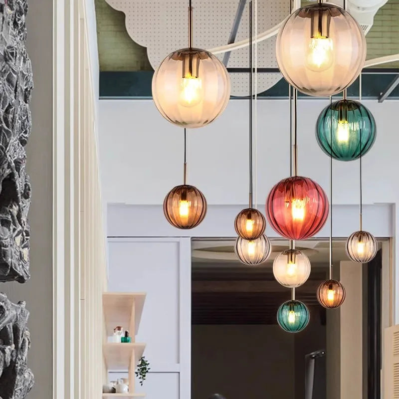 lustre en verre coloré lumineux pour restaurant