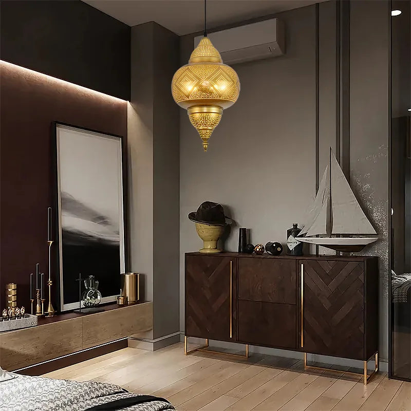 lustre led sandyha style asie du sud-est décoration intérieure dorée