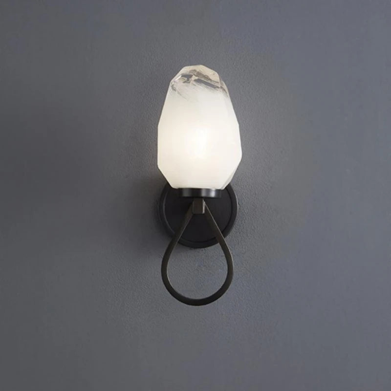 applique murale moderne en cuivre avec ampoule en verre