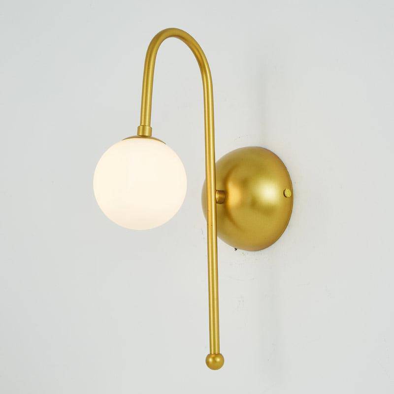 Applique murale dorée design Sconce