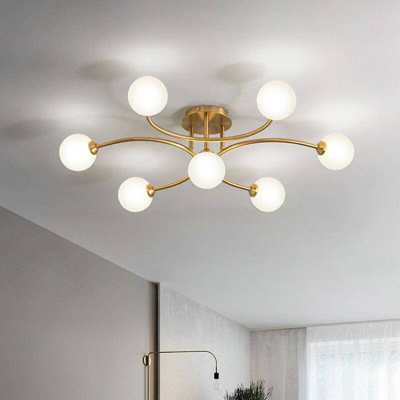 Lustre design à LED en métal avec plusieurs boules en verre Creative