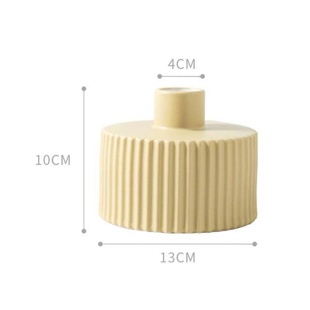 Vase design en céramique colorée style Bonsai