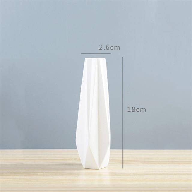 Vase géométrique en céramique style Wedding