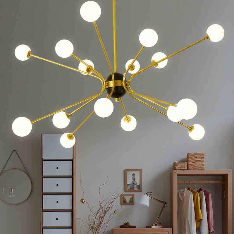 Lustre design doré avec plusieurs branches American