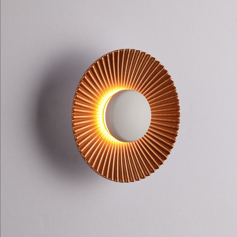 Applique murale moderne LED forme de soleil métallique Hasna