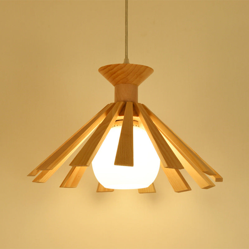 Suspension scandinave LED avec abat-jour conique en bois Xander