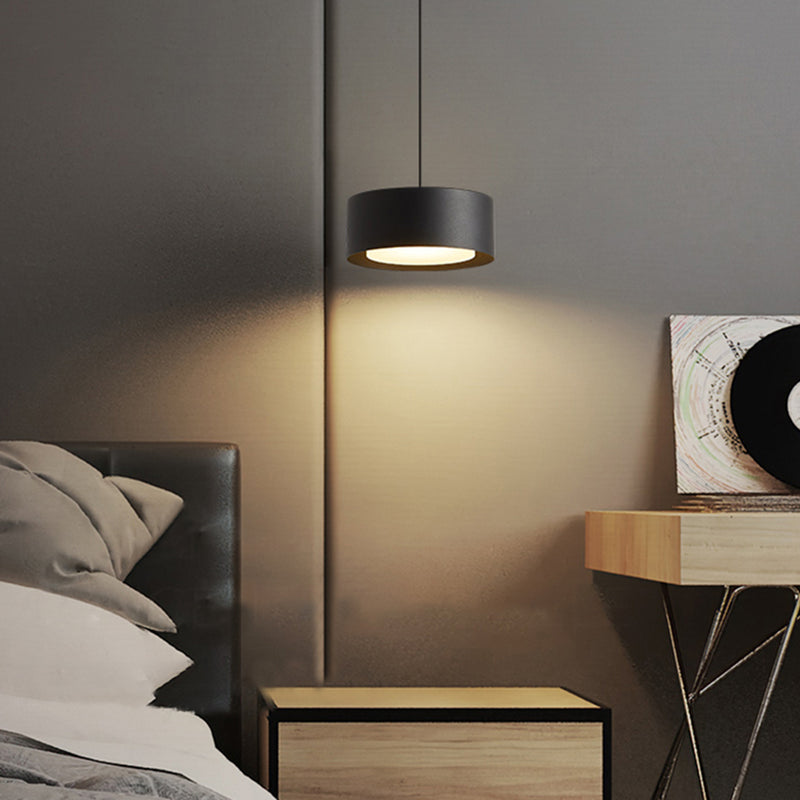 Suspension moderne LED cylindre court et métallique Reese