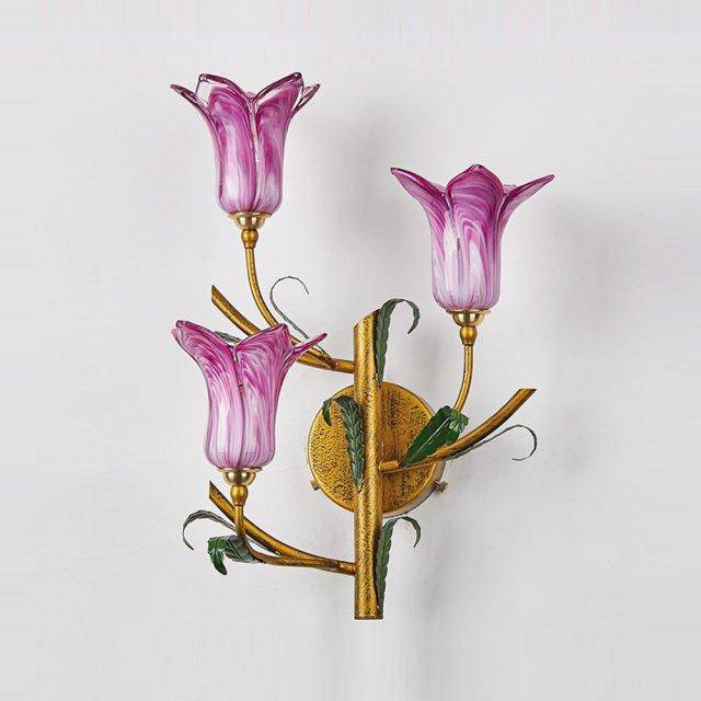 Applique murale rustique LED avec abat-jour style fleur colorée