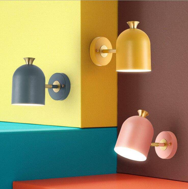 Applique murale LED abat-jour arrondi orientable de couleur Deco
