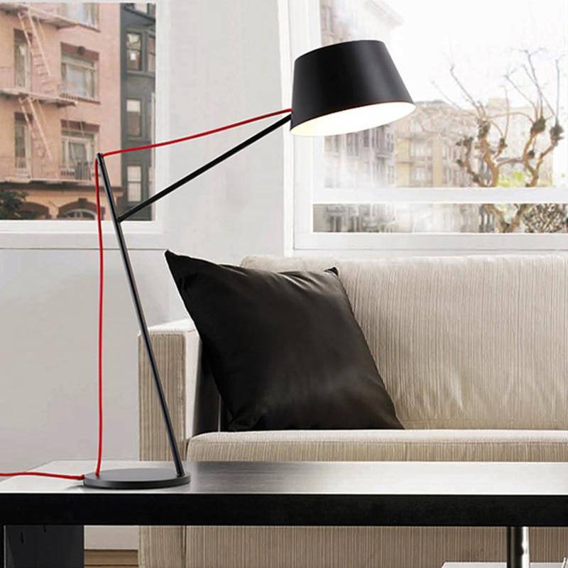 Lampe de chevet ou bureau design noir Long