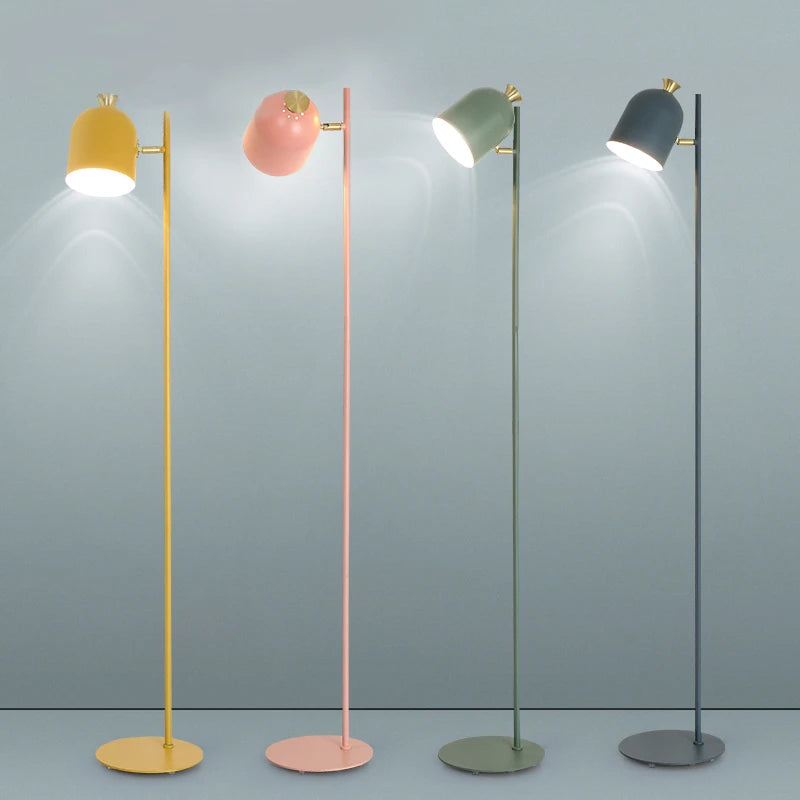 lampadaire moderne en fer minimaliste pour décoration intérieure nordique