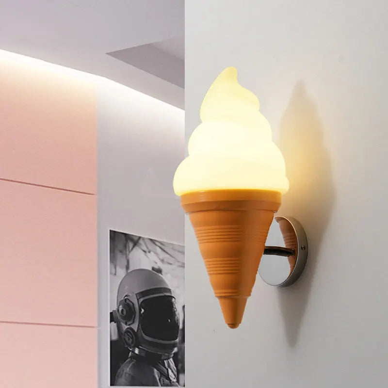 applique murale design nordique en forme de crème glacée - vue 3 sur 10