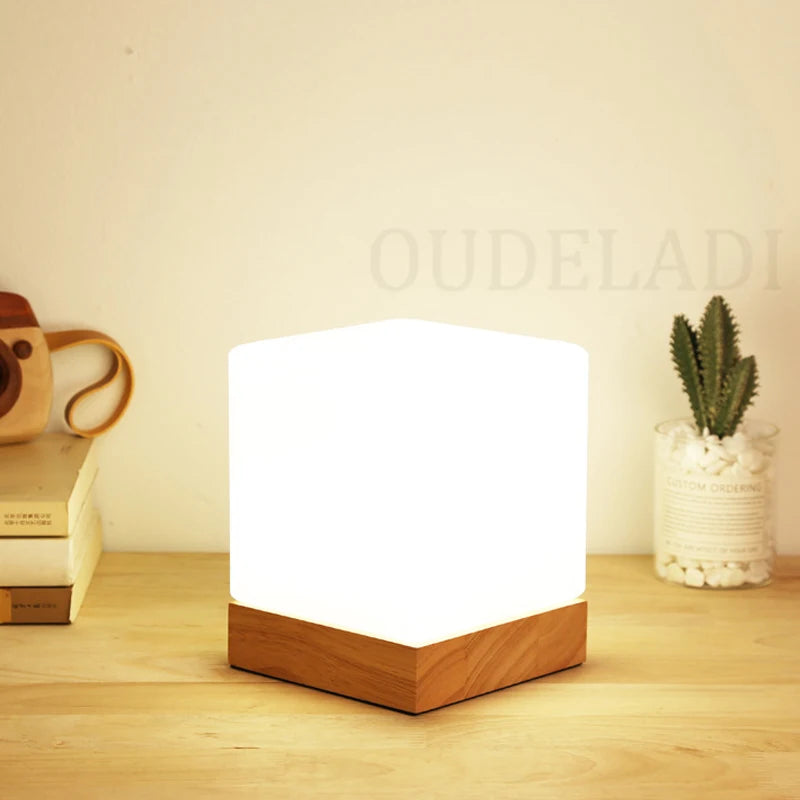 Lampe de table moderne en bois massif et verre - vue 5 sur 8