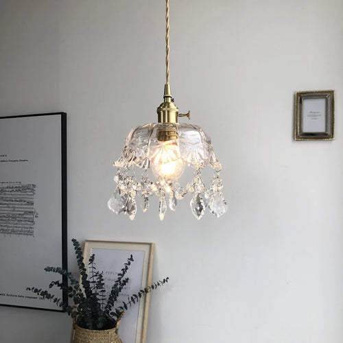 Suspension en cristal au design moderne
