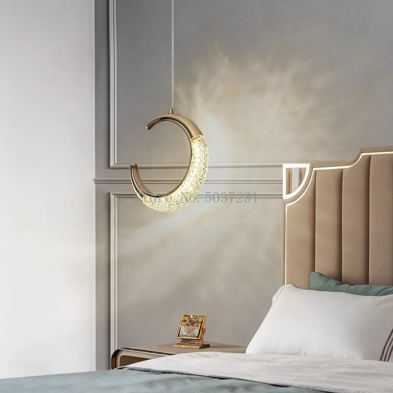 suspension LED en cristal doré au design nordique moderne
