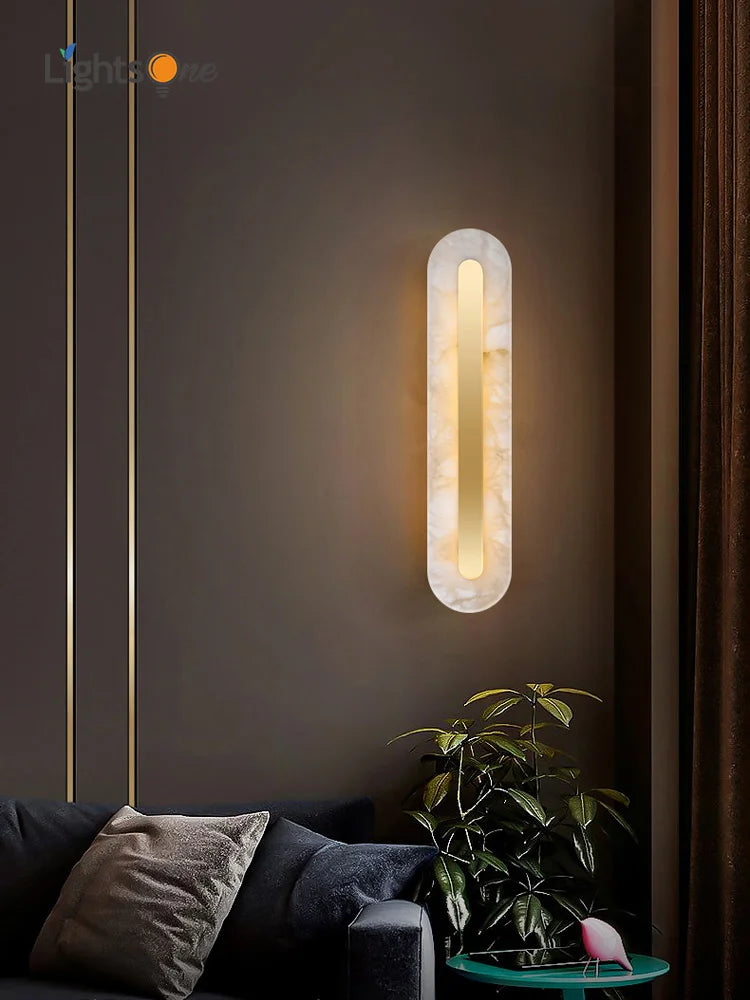 Applique murale moderne en cuivre et marbre design élégant
