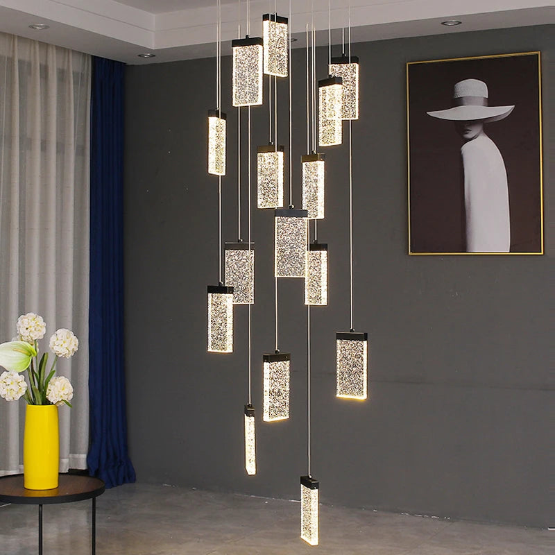 Lustre en cristal design lumineux pour escalier et décoration intérieure