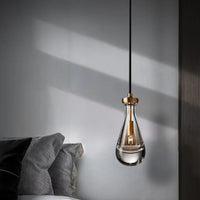 Suspension en cristal au design moderne et luxueux