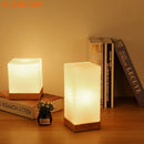 Lampe de table moderne en bois massif et verre