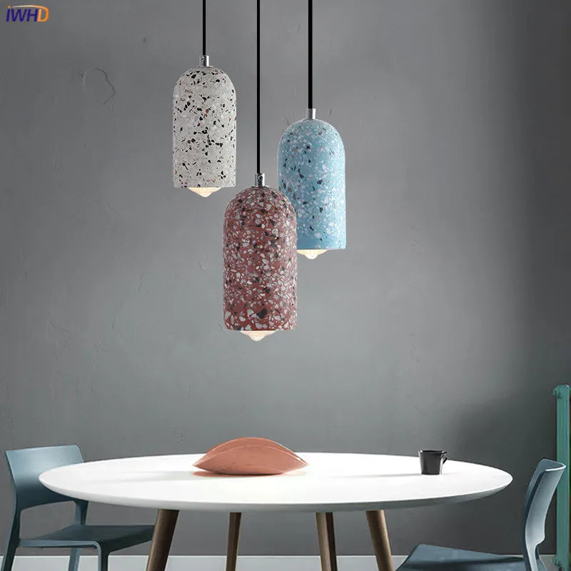 Suspension nordique ciment coloré et tâché LED - vue 3 sur 9