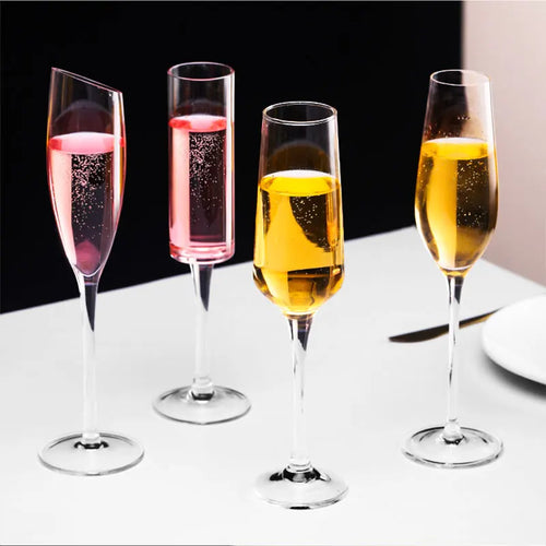 Flutes a champagne design elegant souffle main verre