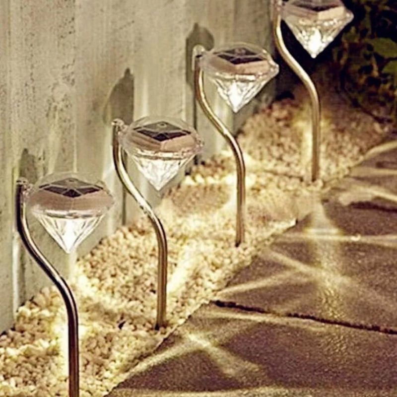 Lampe solaire LED en forme de diamant