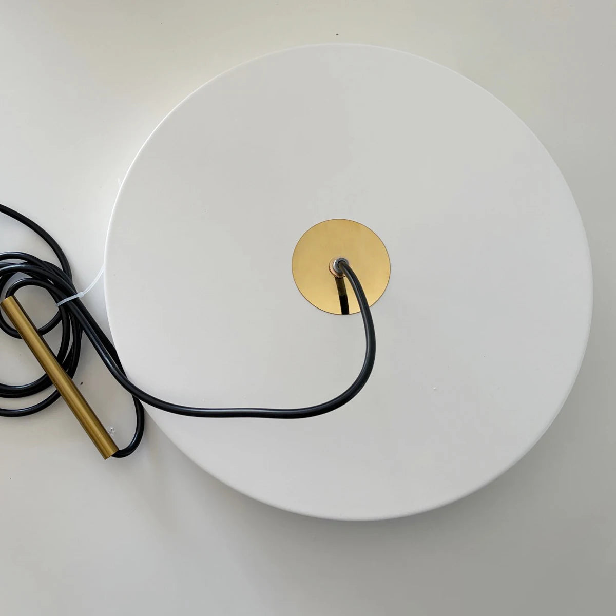 Nordique Simple Suspension Led Lumières En Métal Kicthen Île Haut Plafond Cuisine Décorative Moderne Ronde Suspension Noir Blanc Bleu - vue 6 sur 9