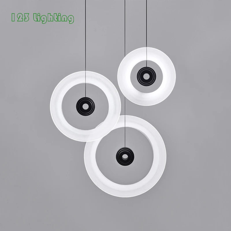 suspension ronde minimaliste en aluminium et verre pour espace contemporain