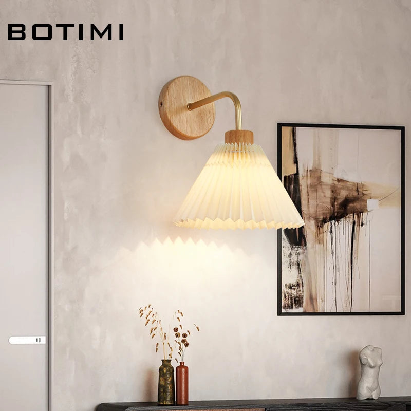 Appliques murales LED en bois nordique avec abat-jour brillant - vue 4 sur 7