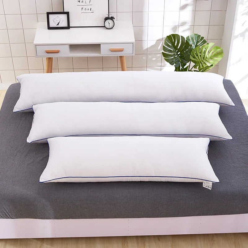 Oreiller confortable long décoratif doux pour la maison