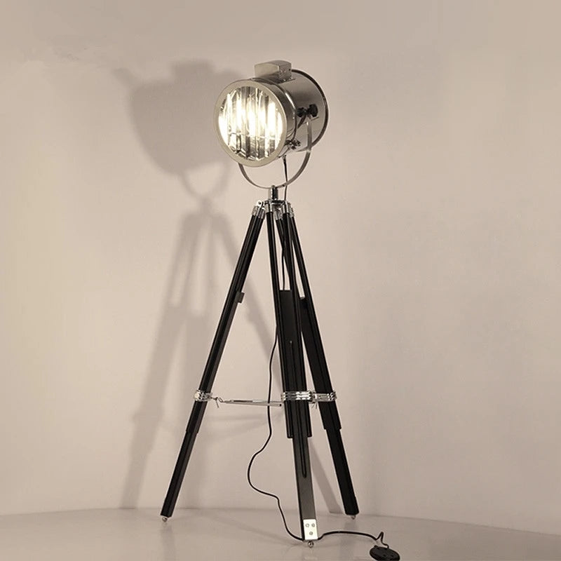 lampadaire moderne métal nordique trépied créatif gzmj - vue 4 sur 8