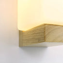 applique murale moderne en bois avec veilleuse et abat-jour dépoli