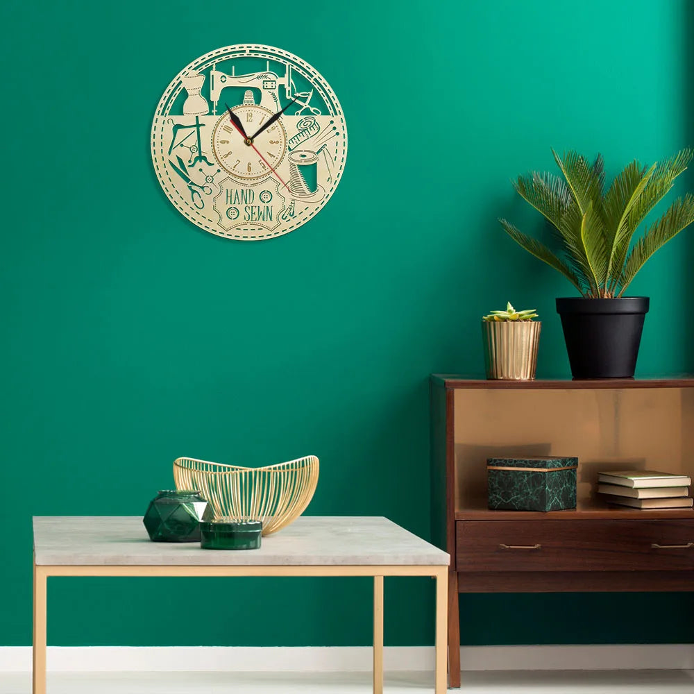 horloge en bois sans tic tac pour passionnés de couture décorative - vue 8 sur 7