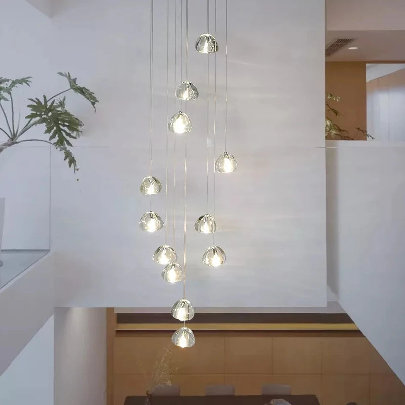 lustre led moderne en cristal design élégant pour espaces raffinés