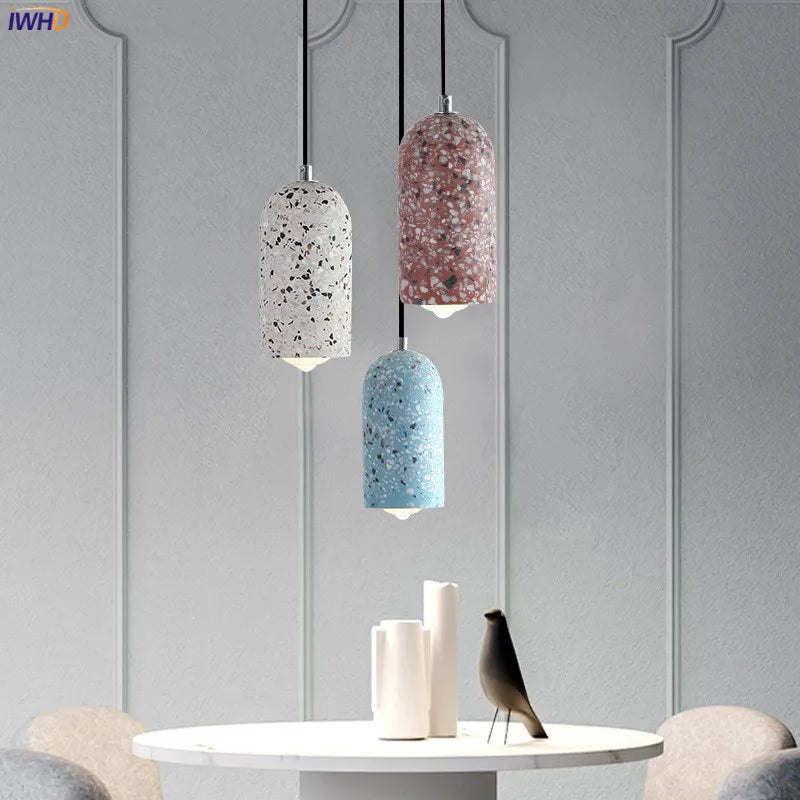 Suspension nordique ciment coloré et tâché LED - vue 4 sur 9