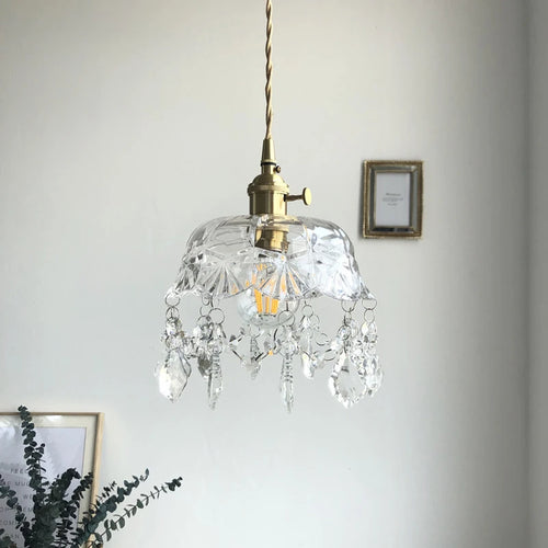 Suspension en cristal au design moderne