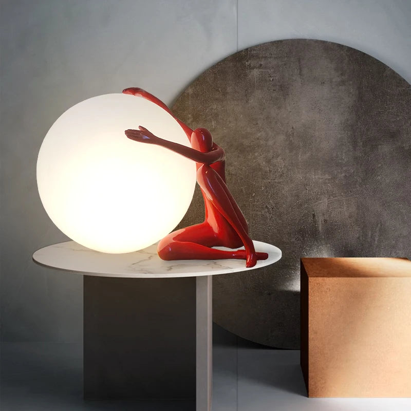 lampe à poser sculpture humanoïde design créatif pour décoration intérieure - vue 4 sur 8