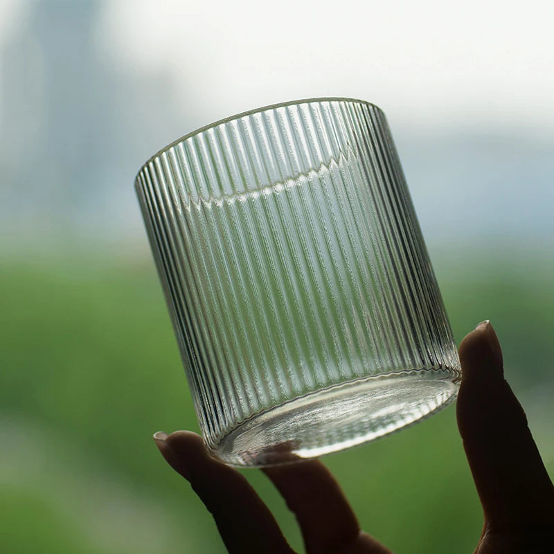 Ensemble 4 verres ondulés style relief verre transparent - vue 3 sur 7