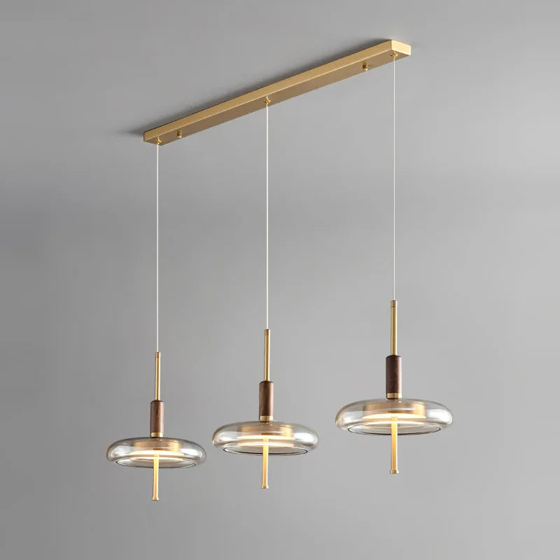 suspension en laiton et noyer design nordique luxueux - vue 2 sur 10