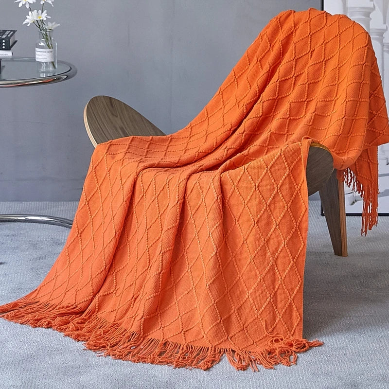 Plaid tricot leger avec pompons style cosy salon